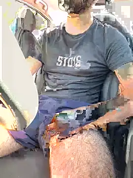 ayrtonmen online show from October 2, 2025, 8:16 pm