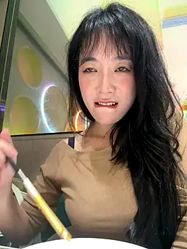 yourkeer online show from October 9, 2025, 10:02 am