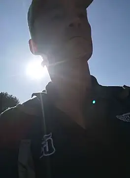 sweetysteph30 online show from October 15, 2025, 1:22 pm