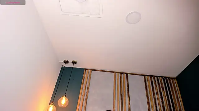 Ana coral online show from November 10, 2025, 4:00 am