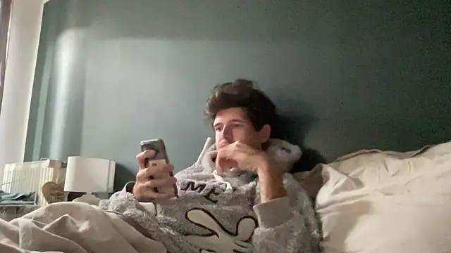 VersaGoo online show from October 19, 2025, 12:06 pm