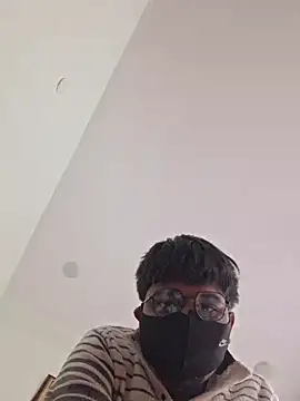 UsurpedThaw online show from November 17, 2025, 2:06 am