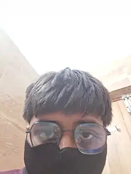 UsurpedThaw online show from November 18, 2025, 6:56 pm