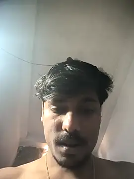Snapshot of honestbbadboy chatting on December 18, 2025, 9:37 am honestbbadboy online show from December 18, 2025, 9:37 am