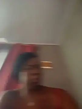 Priihmedeiros online show from April 21, 2026, 10:43 am