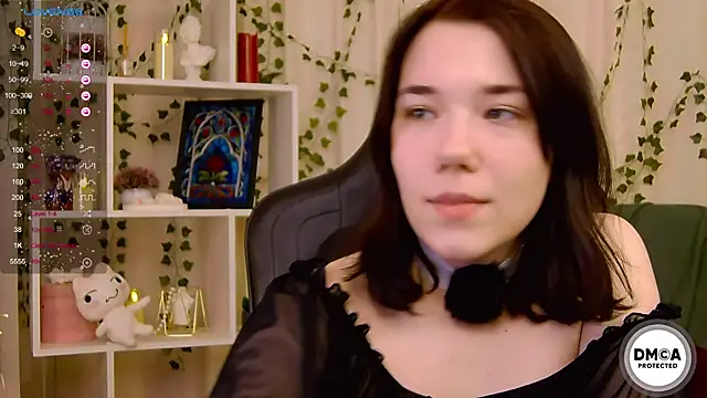 Kelly foox online show from February 4, 2026, 11:27 am