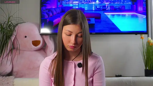 BrittGupton online show from April 21, 2026, 2:04 am