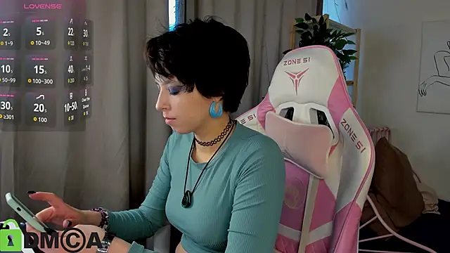 Sara Frayer online show from October 24, 2025, 4:09 am