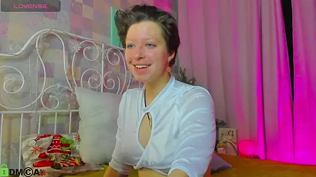 Sara Frayer online show from December 20, 2025, 1:45 am