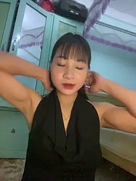 banlinh004 online show from February 8, 2026, 2:53 pm