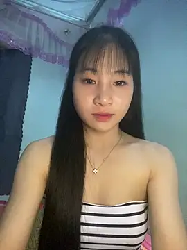 Snapshot of banlinh004 chatting on July 21, 2026, 2:41 pm banlinh004 online show from July 21, 2026, 2:41 pm