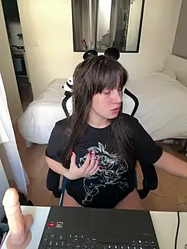 bebecita x online show from March 19, 2026, 10:30 am