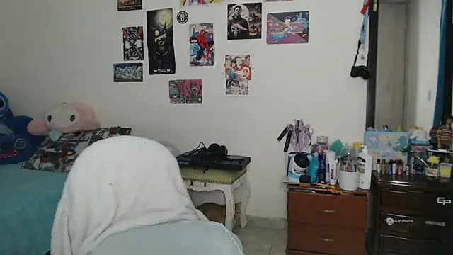 caramel doll   online show from February 18, 2026, 1:01 am