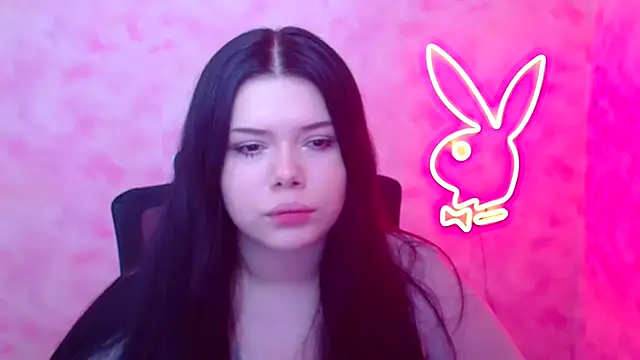 Mona Esty online show from December 19, 2025, 6:37 pm