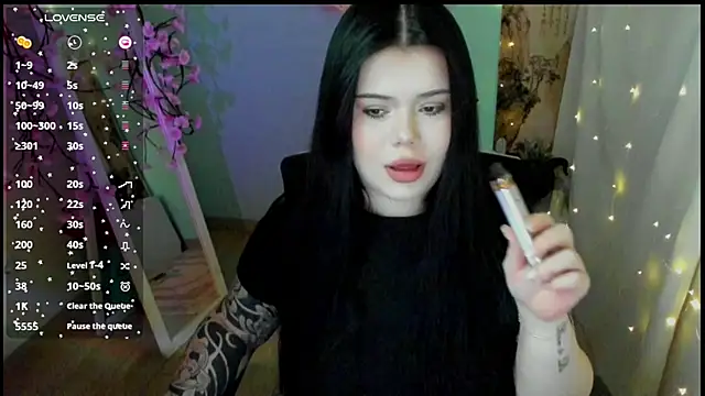 Mona Esty online show from April 25, 2026, 6:16 am