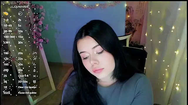 Snapshot of Mona_Esty chatting on June 17, 2026, 6:16 am Mona Esty online show from June 17, 2026, 6:16 am