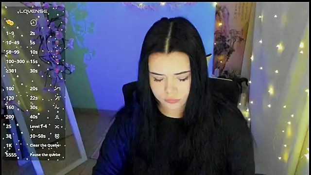 Snapshot of Mona_Esty chatting on June 18, 2026, 5:30 am Mona Esty online show from June 18, 2026, 5:30 am