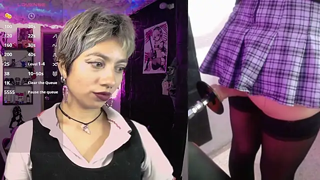 lunarichy22 online show from March 3, 2026, 9:31 pm