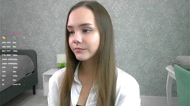 SweetSaraPie online show from October 25, 2025, 6:57 pm