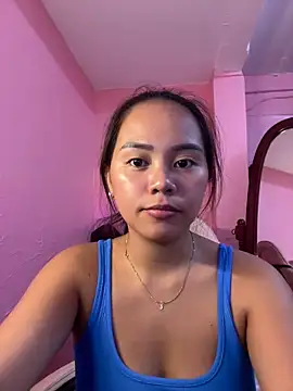 Funtasee Andi online show from May 18, 2026, 8:36 pm