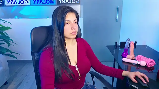 Violetta Swett  online show from October 30, 2025, 2:29 pm