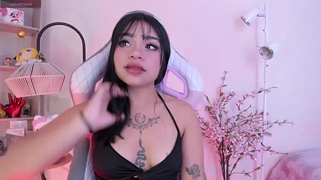 emma soffia online show from February 26, 2026, 3:44 pm