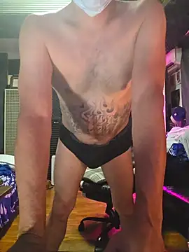 sloppypapi online show from November 10, 2025, 7:35 pm