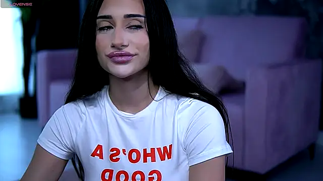 AlishaSkye online show from January 7, 2026, 4:04 am