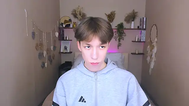 MarkBranston online show from November 11, 2025, 8:53 pm