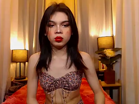 Snapshot of TWINKTRANSSHANEL chatting on February 18, 2026, 10:44 am TWINKTRANSSHANEL online show from February 18, 2026, 10:44 am