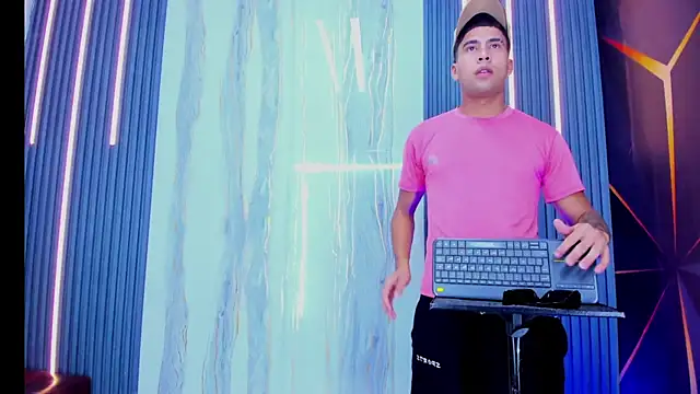 Play boys Hot2 online show from December 1, 2025, 7:52 pm