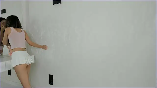 aizury chi online show from November 2, 2025, 10:28 am