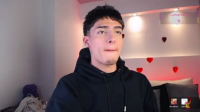 MateoMitchell online show from March 3, 2026, 5:24 am