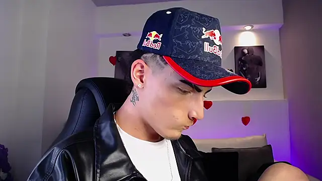 MateoMitchell online show from March 11, 2026, 3:34 am