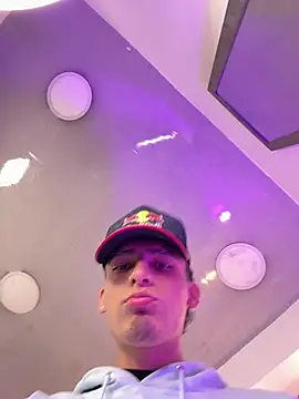 MateoMitchell online show from April 27, 2026, 3:37 am