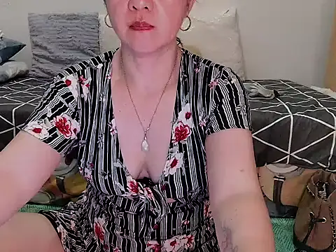 KissHott online show from April 19, 2026, 11:20 am