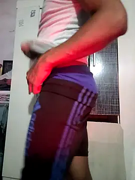 maxOliver12345 online show from October 11, 2025, 4:12 am