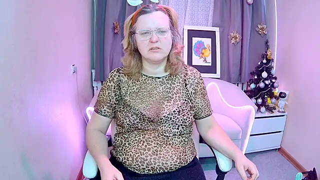 Snapshot of VestaWoody chatting on November 27, 2025, 7:21 am VestaWoody online show from November 27, 2025, 7:21 am