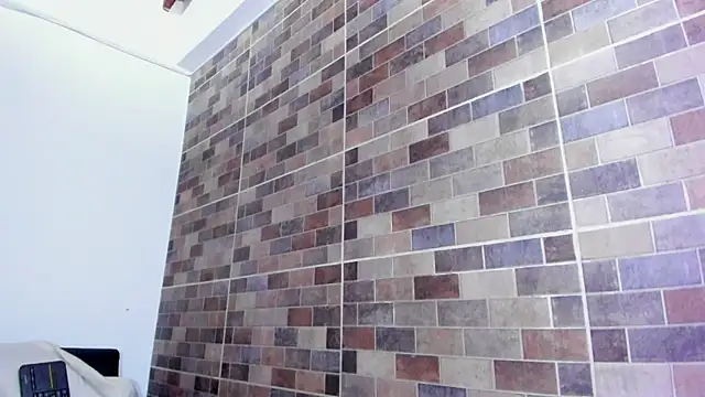 luna valen online show from December 13, 2025, 7:53 pm