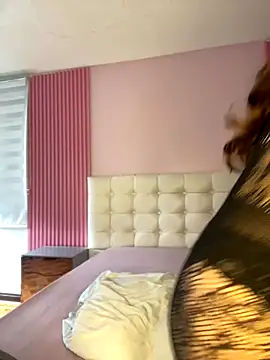 CharlotteMilf  online show from December 5, 2025, 1:09 pm