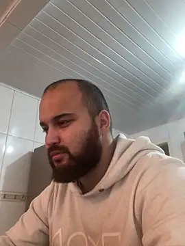 mayday2025m online show from October 10, 2025, 2:38 pm