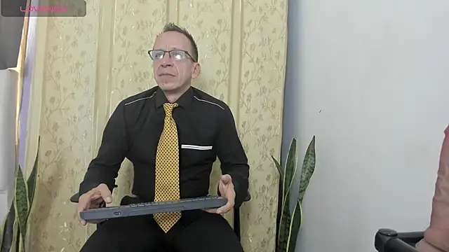 Snapshot of _axelking_ chatting on July 10, 2026, 11:46 am axelking online show from July 10, 2026, 11:46 am