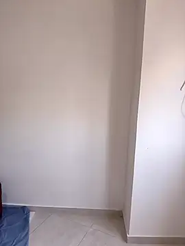 talianasweet03 online show from November 11, 2025, 7:58 pm