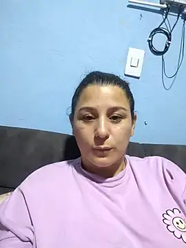 Snapshot of sweet_monsalve37 chatting on January 11, 2026, 11:43 pm sweet monsalve37 online show from January 11, 2026, 11:43 pm