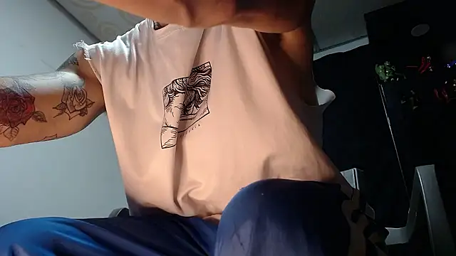 imsammytop online show from January 14, 2026, 11:42 pm