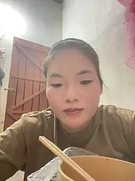 Beautiful-light22 online show from October 12, 2025, 3:55 pm