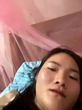 Beautiful-light22 online show from October 15, 2025, 2:01 am