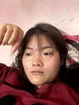 Beautiful-light22 online show from October 27, 2025, 4:05 am