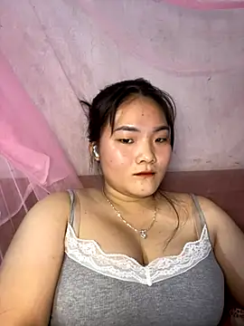 Beautiful-light22 online show from November 30, 2025, 2:43 pm