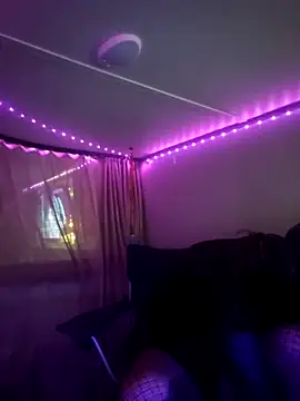 Snapshot of mysissycd chatting on October 4, 2025, 6:22 am mysissycd online show from October 4, 2025, 6:22 am